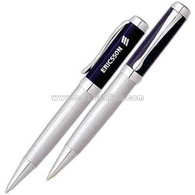 Twist action ballpoint pen