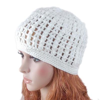 White Hat Hand knit Crochet Beanie Girl