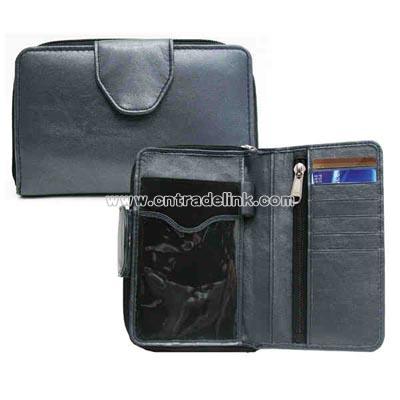 Zippered organizer wallet