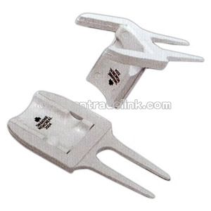 divot repair tool combination