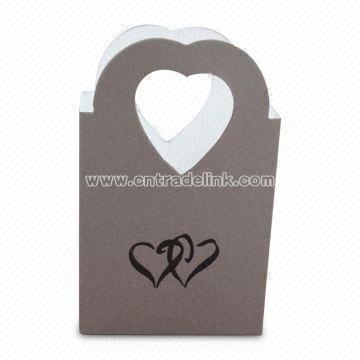 favour box with heart