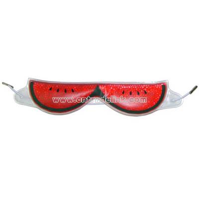 gel eye mask with beads in liquid