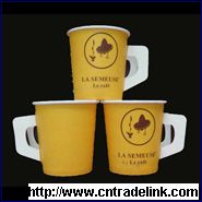 paper cup with handle